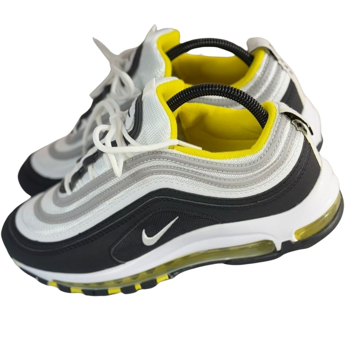 COMPRAR Nike Max Air: Los Mejores Modelos para Hombre  Si estás buscando COMPRAR Nike Max Air, has llegado al lugar correcto. En Onlineshoppingcenterg tenemos los últimos modelos de Nike Air Max, desde los clásicos Nike Air Max 90 hasta las innovadoras Nike 2000 Air Max. Aquí encontrarás las mejores zapatillas para hombre, en diferentes colores y estilos.  ¿ Nike Max Air? Las zapatillas Nike Air Max hombre son famosas por su comodidad, diseño y tecnología de amortiguación. Si quieres estilo y rendimiento, estos son algunos de los modelos más buscados:  Nike Air Max 90 Hombre Un clásico que nunca pasa de moda. Disponible en varios colores, perfecto para el día a día.  Nike Air Max 270 Con una suela más alta y máxima amortiguación, ideal para quienes buscan comodidad extrema.  Nike 2000 Air Max Uno de los últimos modelos, con diseño moderno y tecnología Zoom Air para mayor rebote.  Modelos Destacados de Nike 2000 Si te gustan las Nike 2000, tenemos diferentes opciones:  Nike 2000 blancas: Perfectas para un look limpio y fresco.  Nike 2000 negras: Elegantes y versátiles para cualquier ocasión.  Nike 2000 gris: Un tono neutro que combina con todo ¿Por qué Elegir Nike Max Aire? Tecnología Air Max para máxima comodidad.  Diseños exclusivos y ediciones limitadas.  Alta demanda en el mercado deportivo.  ¿Nike Air Max es buen calzado para correr?      Sí, pero depende del modelo:  Air Max 270 y 90: Más para moda y caminata.  Air Max Pegasus y VaporMax: Diseñados para running.  Comprar Nike Max Aire en Tu Ciudad  Si estás buscando comprar Nike Max Aire para tu tienda o para uso personal, has llegado al lugar correcto.  Aqui encontraras  los mejoresproductos para ti.      ¿Dónde Comprar Nike Max Aire?      En Colombia: Nike Max Aire en Cali – Tiendas oficiales y outlets en Unicentro y Jardín Plaza.  Nike Max Aire en Sabaneta – Encuentra modelos exclusivos en centros comerciales como Mayorca.  Nike Max Aire en Palmira – Distribuidores autorizados en el centro comercial Palmetto Plaza.  Nike Max Aire en Bello – Disponible en el centro comercial Parque Mayor.  Nike Max Aire en Envigado – Tiendas deportivas en Viva Envigado.  Nike Max Aire en Medellín – Encuéntralos en Nike Store El Tesoro y San Diego.  Nike Max Aire en Valle del Cauca – Distribuidores en Cali, Palmira y Buga.  Nike Max Aire en Antioquia – Amplio stock en Medellín, Bello y Envigado.  Nike Max Aire en Quindío – Proveedores en Armenia y centros comerciales como Portal del Quindío.  Nike Max Aire en Risaralda – Tiendas en Pereira y Dosquebradas.  Nike Max Aire en Huila – Opciones en Neiva y centros comerciales como San Pedro Plaza.  Nike Max Aire en Colombia – Disponible en las principales ciudades con envío nacional.  En el Mundo: Nike Max Aire en Francia – Paris, Lyon y Marsella con tiendas oficiales Nike.  Nike Max Aire en Países Bajos – Ámsterdam y Róterdam con distribuidores autorizados.  Nike Max Aire en Perú – Lima y Arequipa con stock permanente.  Nike Max Aire en Polonia – Varsovia y Cracovia con modelos exclusivos.  Nike Max Aire en Italia – Milán, Roma y Florencia con las últimas colecciones.  Nike Max Aire en Alemania – Berlín, Múnich y Frankfurt con envíos rápidos.  Nike Max Aire en India – Delhi, Mumbai y Bangalore con opciones de compra online.  Nike Max Aire en Reino Unido – Londres, Manchester y Liverpool.  Nike Max Aire en Brasil – São Paulo, Río de Janeiro y Brasilia con variedad de tallas.  Ya sea que busques Nike Max Air en Colombia o en cualquier parte del mundo, encontrar las mejores opciones de compra en Onlineshoppingcenterg.  ¡Encuentra tus Nike Max Aire hoy y potencia tu negocio o estilo